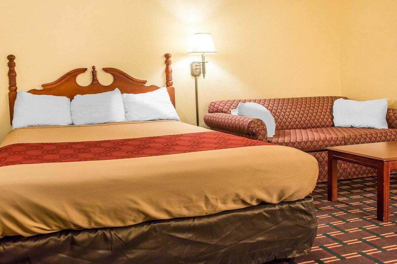 Rodeway Inn Montpelier Extérieur photo