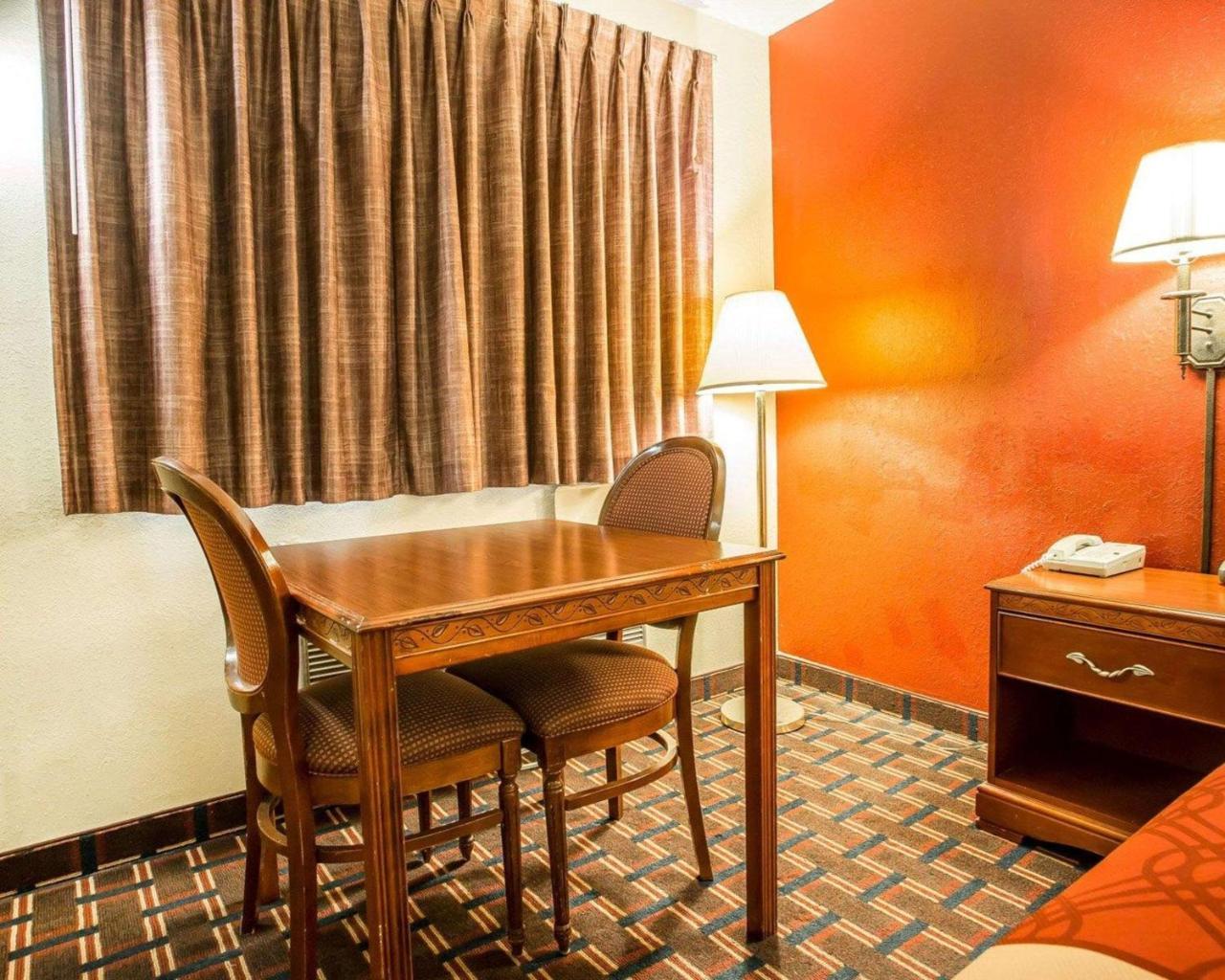Rodeway Inn Montpelier Extérieur photo